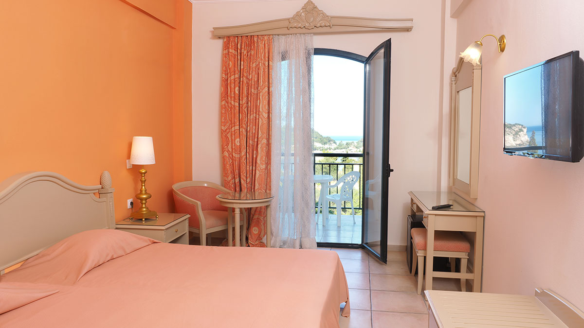 Twin / Double Side Sea View 